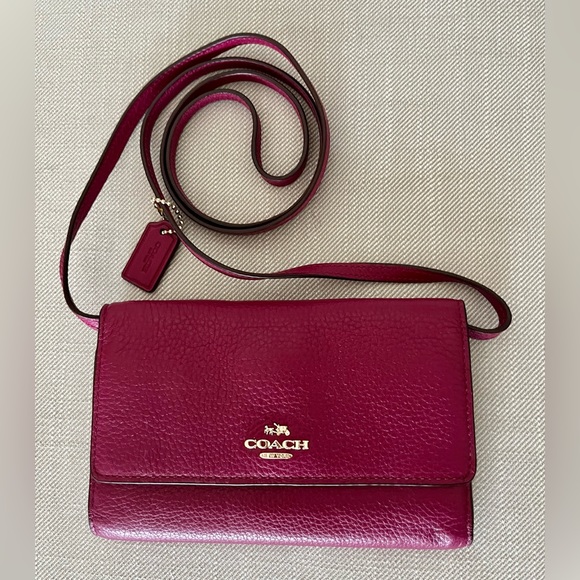 Coach crossbody - Picture 1 of 8